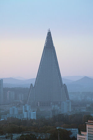 Rick Edmondson S Unfinished Buildings Ryugyong Hotel